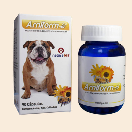 Frasco de ARNIFORM-LES de Natura-les, producto homeopático en  cápsulas para perros, gatos y caballos, indicado para tratar inflamaciones, golpes y recuperación muscular.